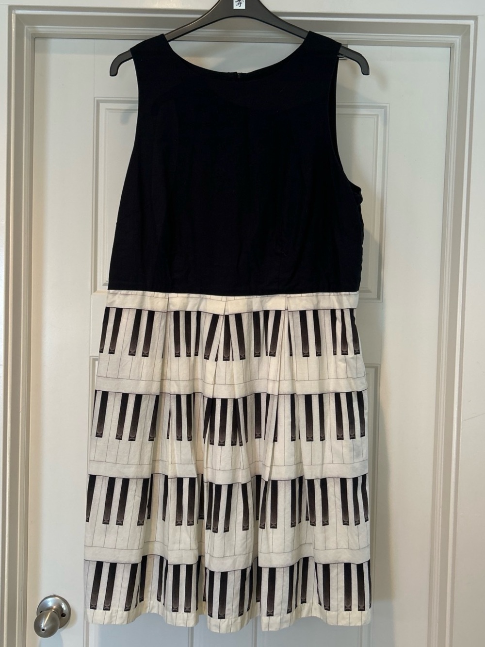 Vintage Myrtlewood Piano Dress